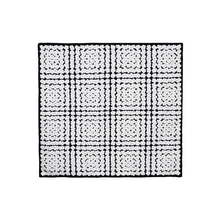 將圖片載入圖庫檢視器 Clovers Garden Scarf