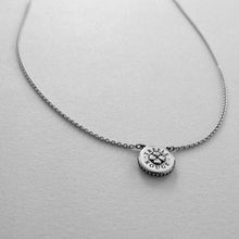 將圖片載入圖庫檢視器 Double Clover Necklace