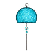 將圖片載入圖庫檢視器 Hand Carved Fan Clutch