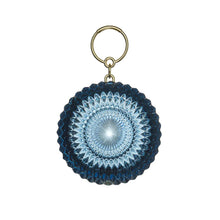 將圖片載入圖庫檢視器 Large Circle Clutch