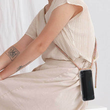 將圖片載入圖庫檢視器 Classic Case Fixed Cord (Unicorn) Mobile Case & Cord