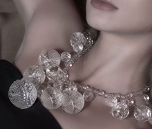 將圖片載入圖庫檢視器 Crystalline Bib Necklace