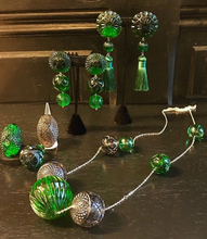 將圖片載入圖庫檢視器 Long Random Sphere Necklace