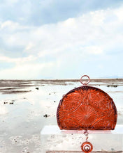 將圖片載入圖庫檢視器 Hand Carved Fan Clutch