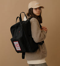 將圖片載入圖庫檢視器 Le Daily Backpack