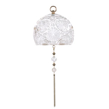 將圖片載入圖庫檢視器 Hand Carved Fan Clutch